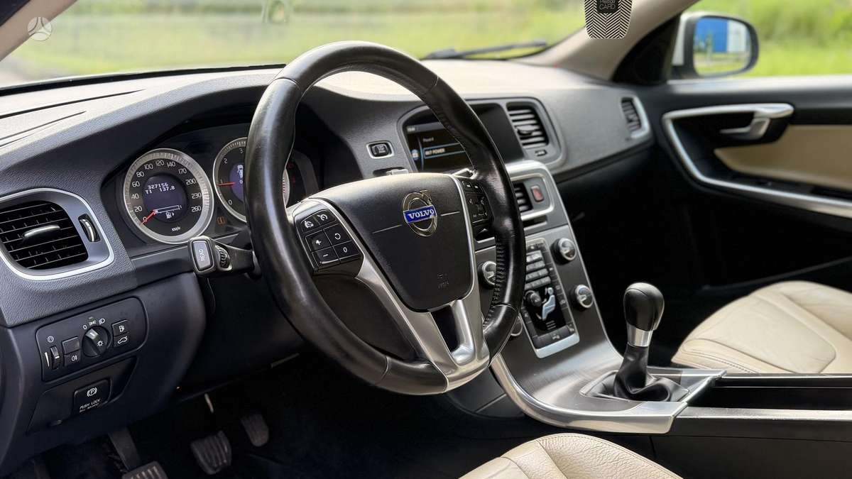Volvo V60, 1.6 l., wagon