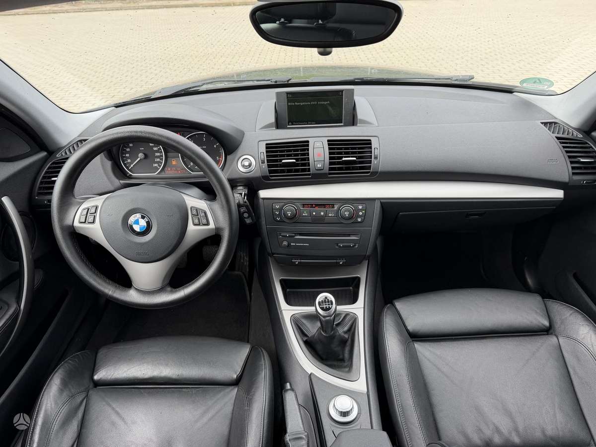 BMW 120, 2.0 l., hatchback