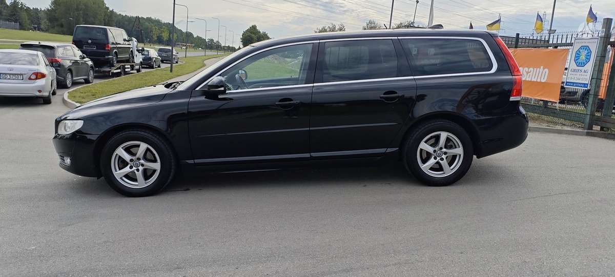 Volvo V70, 2.0 l., Универсал