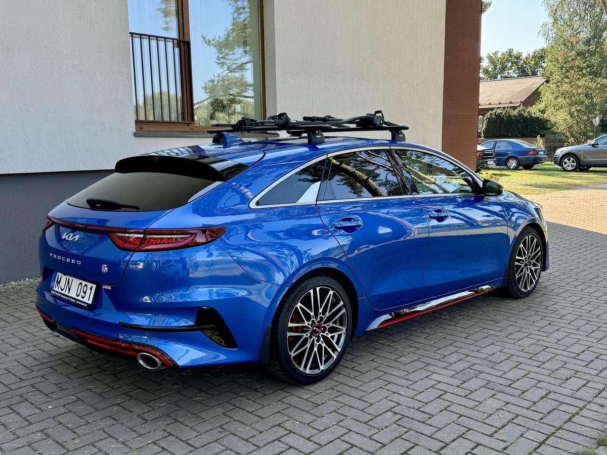 Kia ProCeed, 1.6 l., hatchback