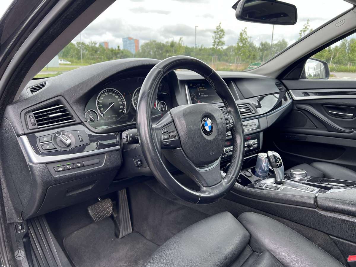 BMW 525, 2.0 l., Универсал