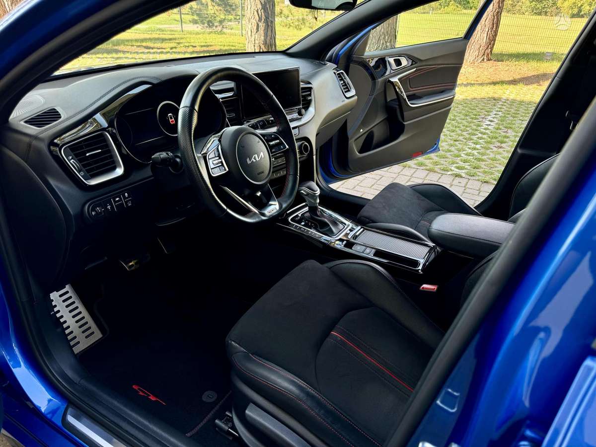 Kia ProCeed, 1.6 l., hatchback
