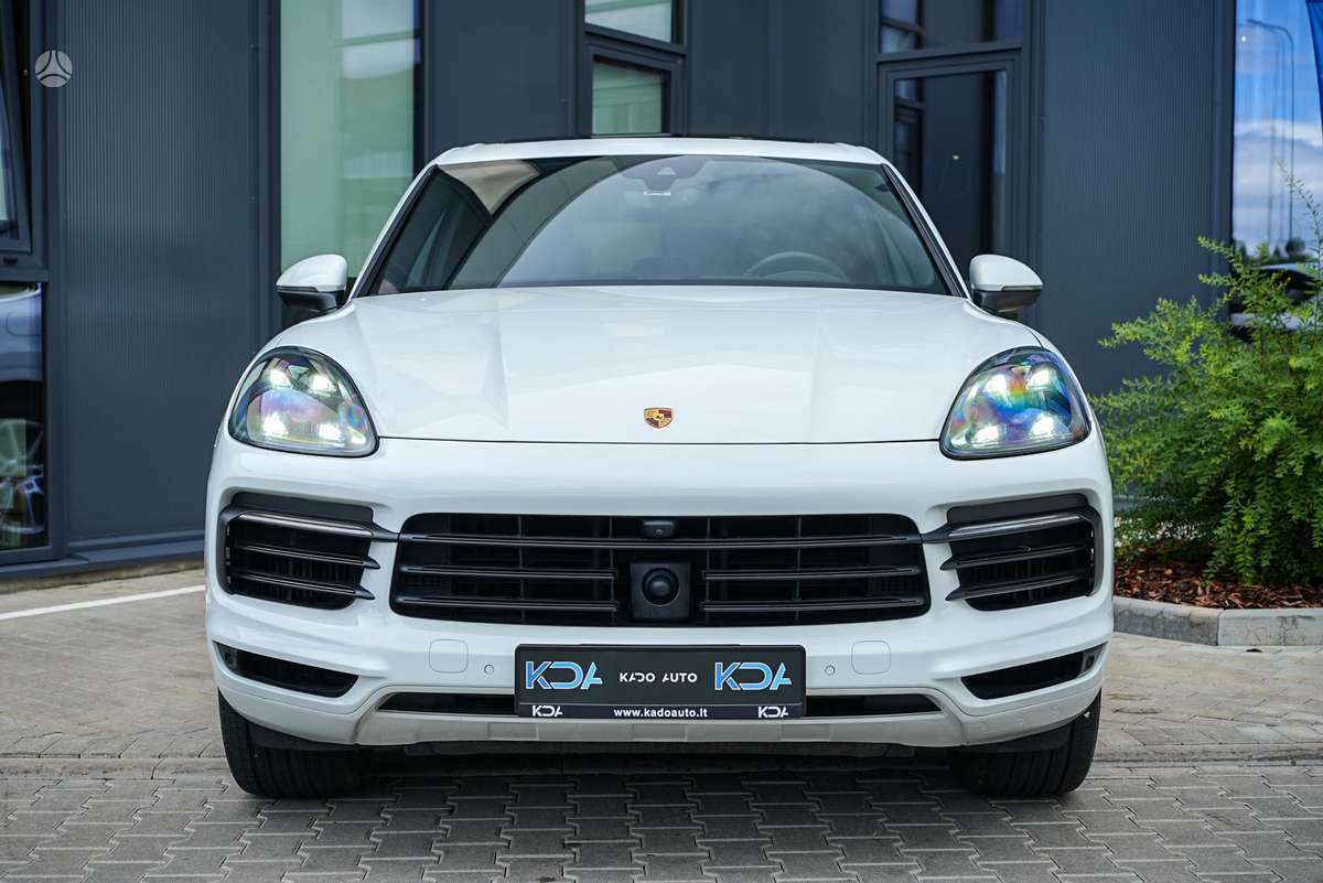 Porsche Cayenne - 4