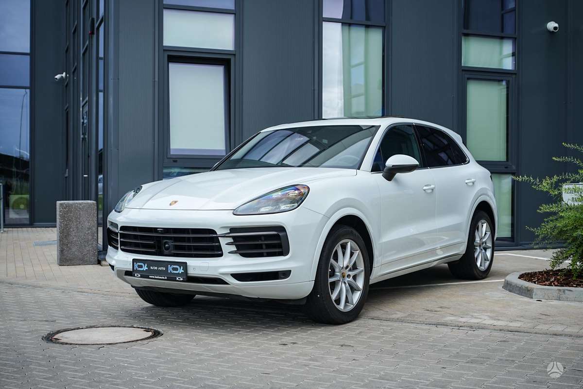 Porsche Cayenne - 2