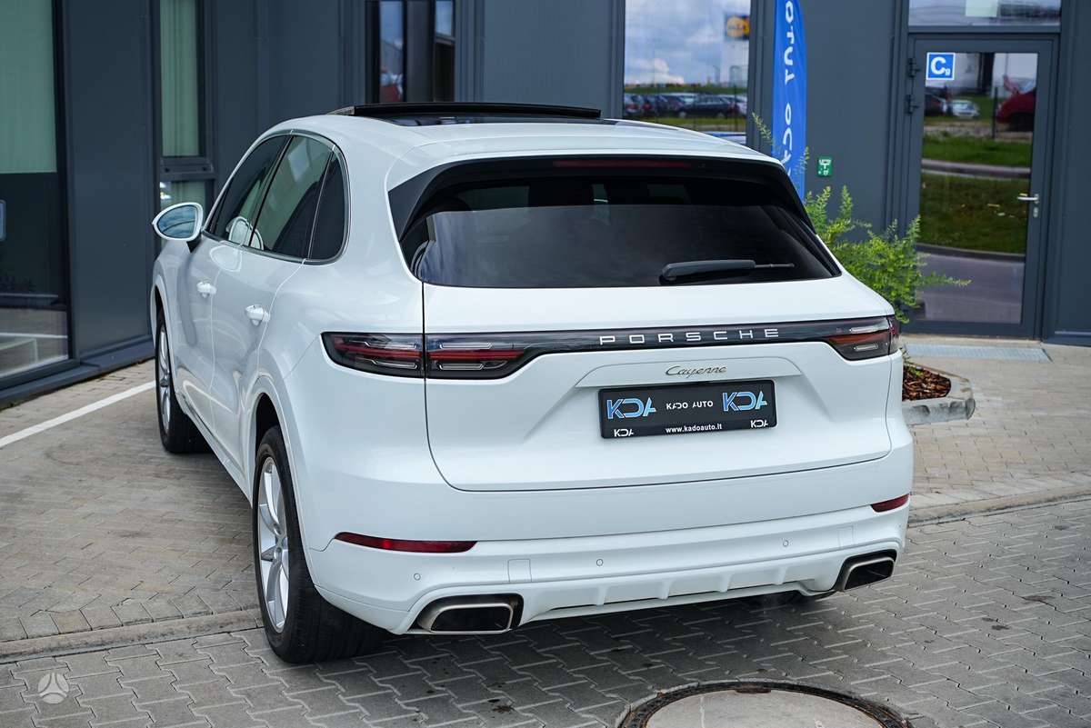 Porsche Cayenne - 11