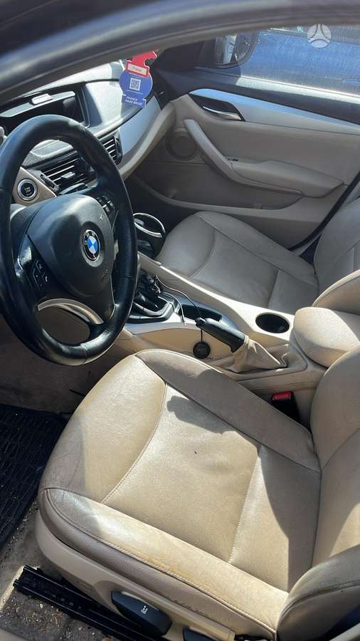 BMW X1, 2.0 l., hatchback