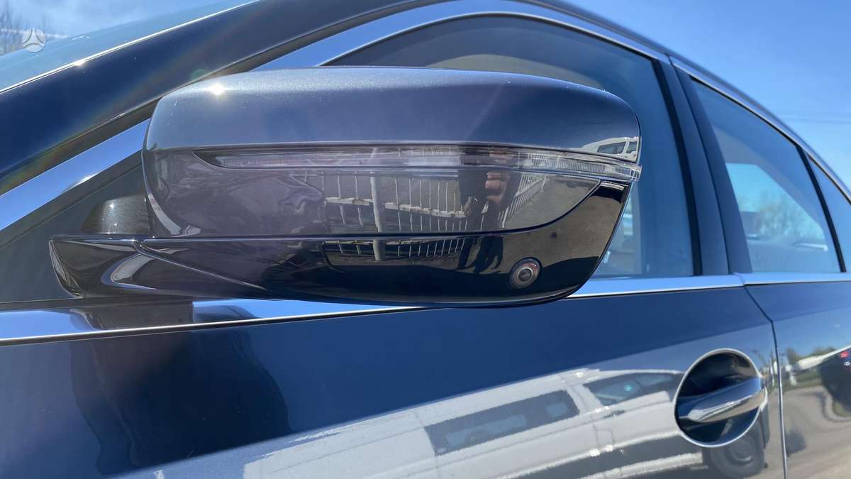 BMW 320, 2.0 l., Седан