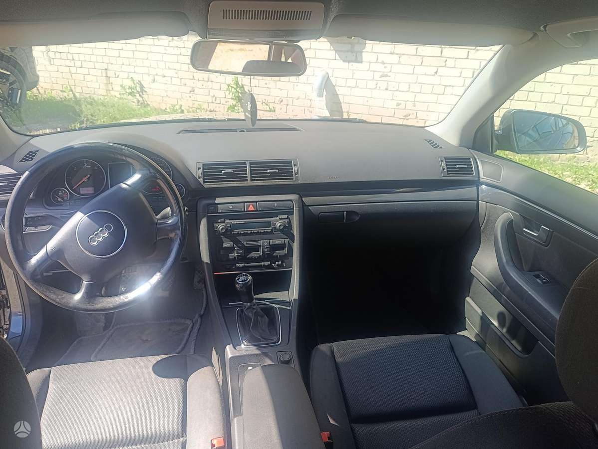 Audi A4, 1.9 l., Седан