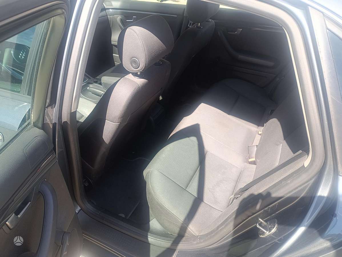 Audi A4, 1.9 l., Седан