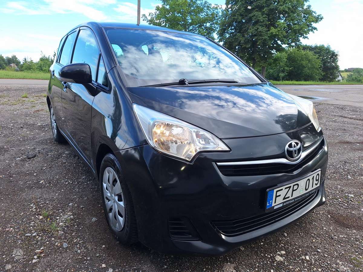 Toyota Verso-S - 5