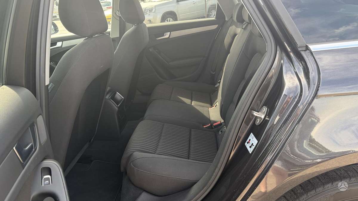 Audi A4, 2.0 l., Универсал