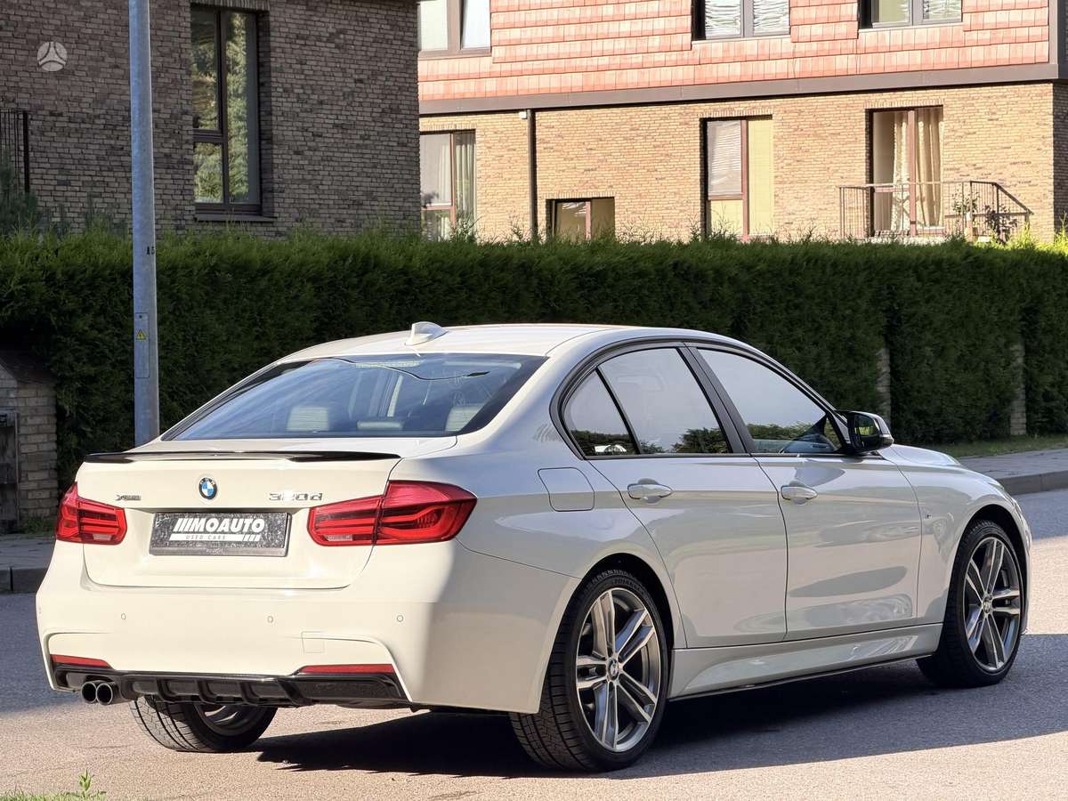 BMW 320, 2.0 l., Седан