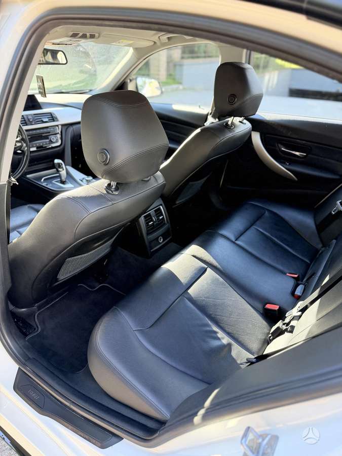 BMW 320, 2.0 l., Седан