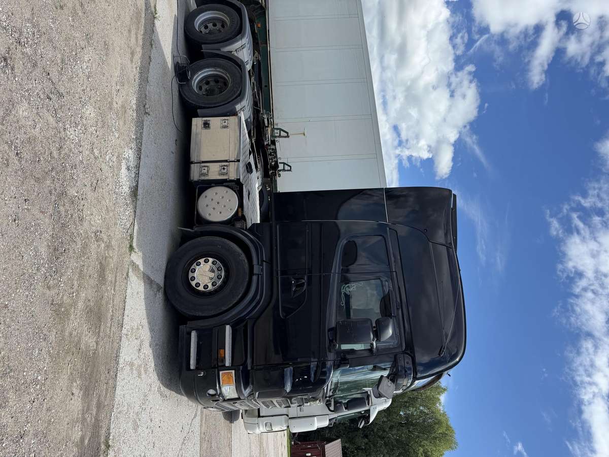 Scania 480, 2 спальных места