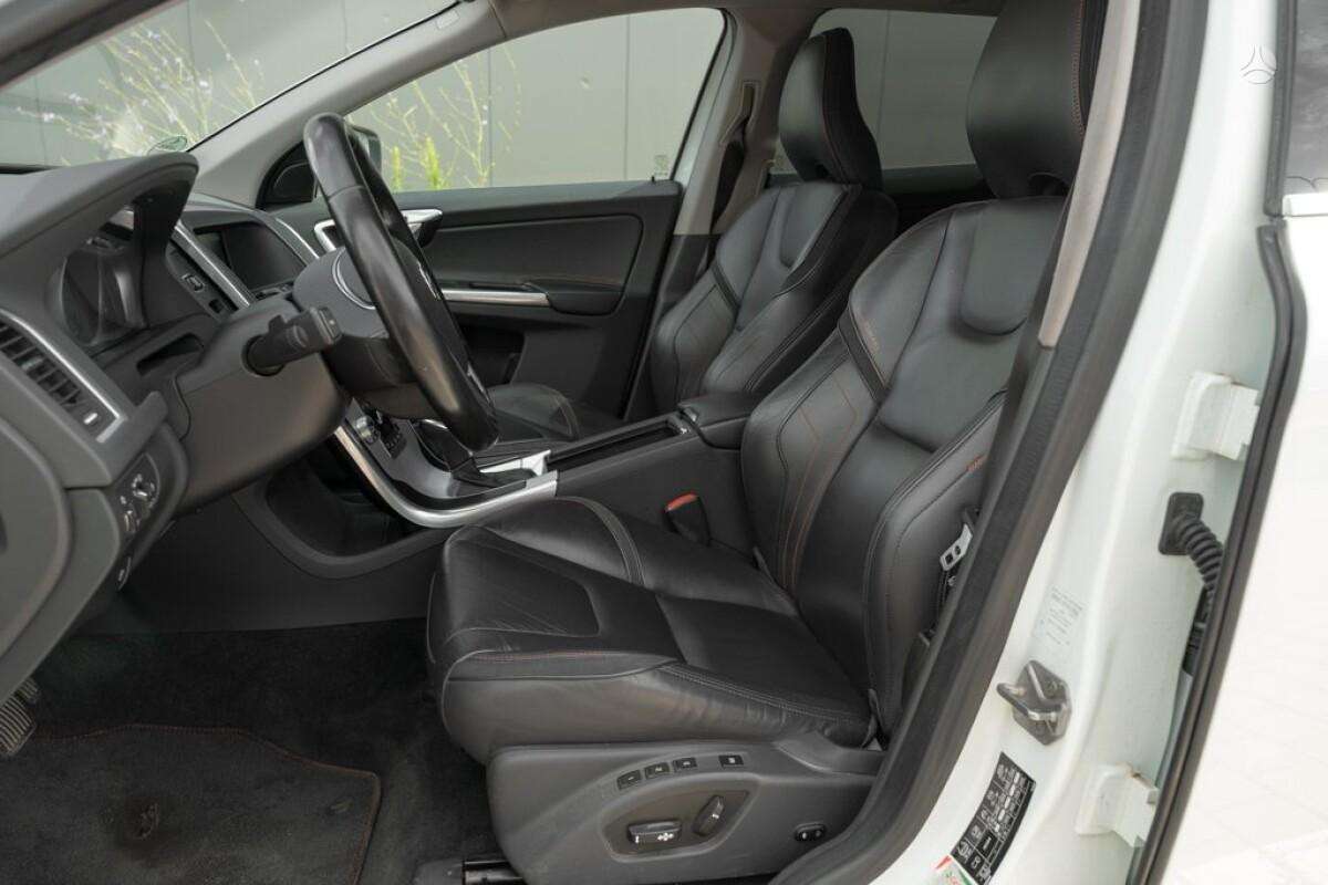 Volvo XC60 - 8