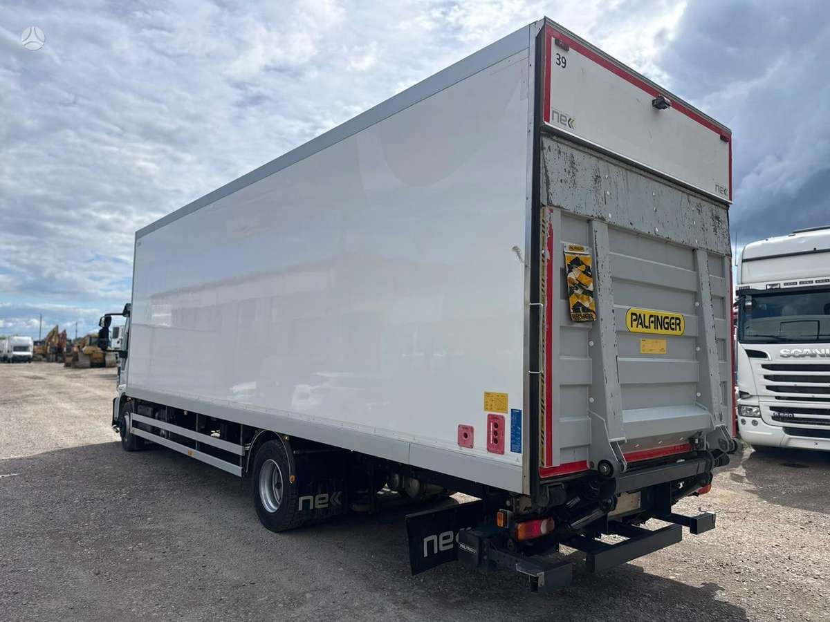Iveco Eurocargo 16T, isothermal trucks