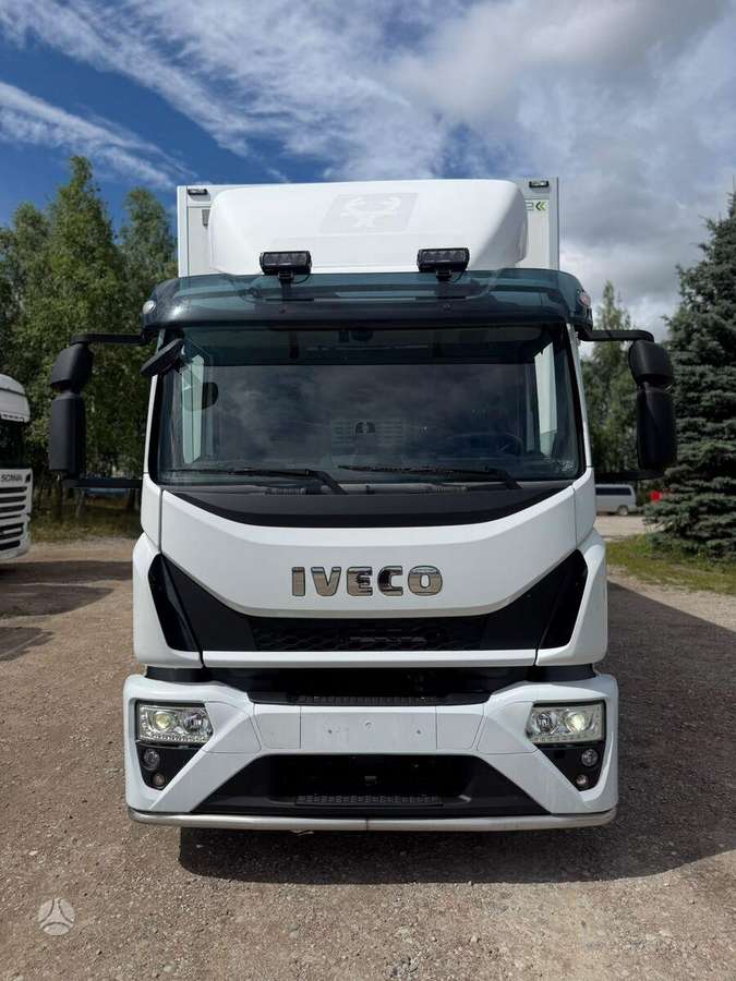 Iveco Eurocargo 16T, isothermal trucks