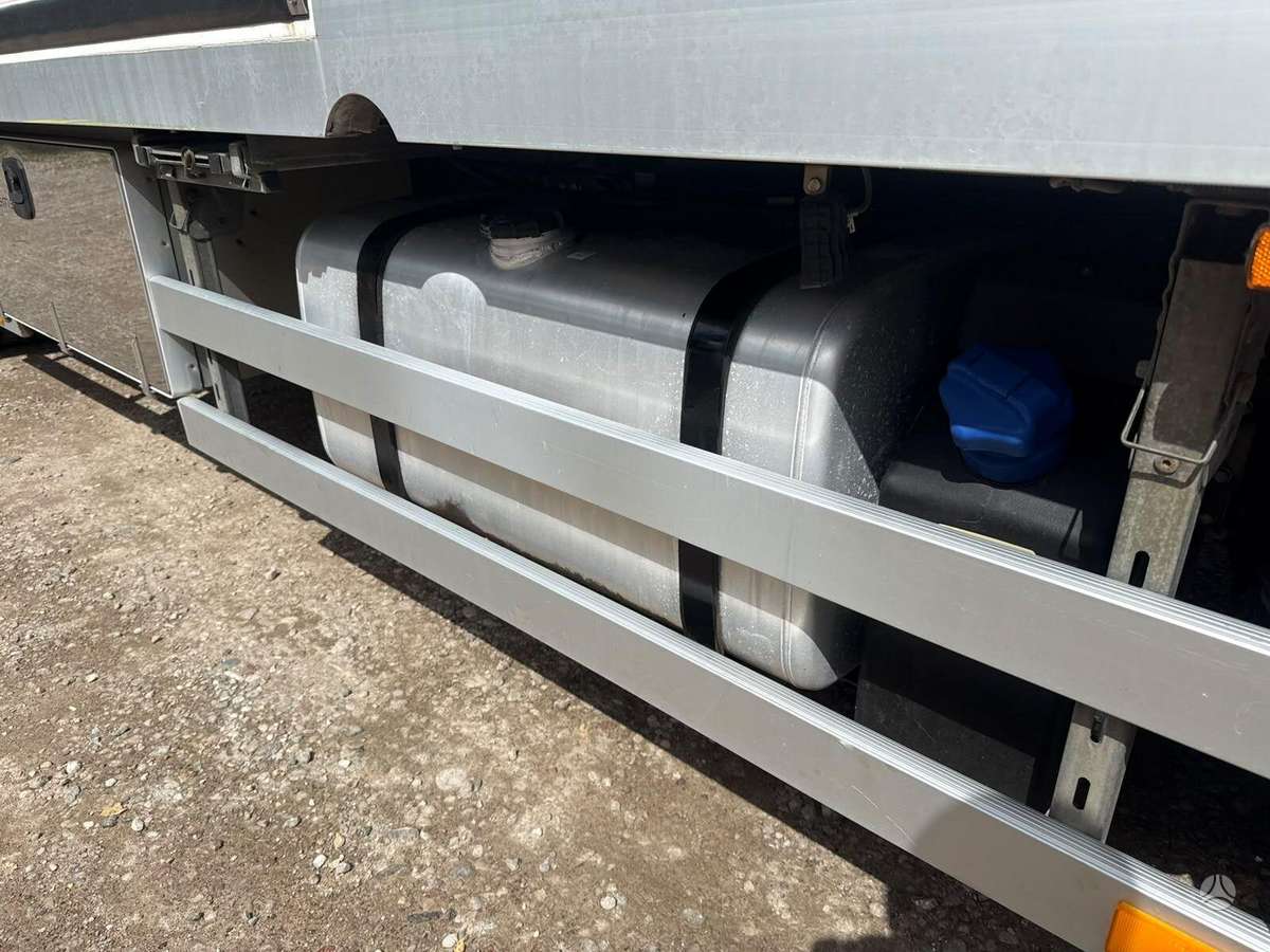 Iveco Eurocargo 16T, isothermal trucks