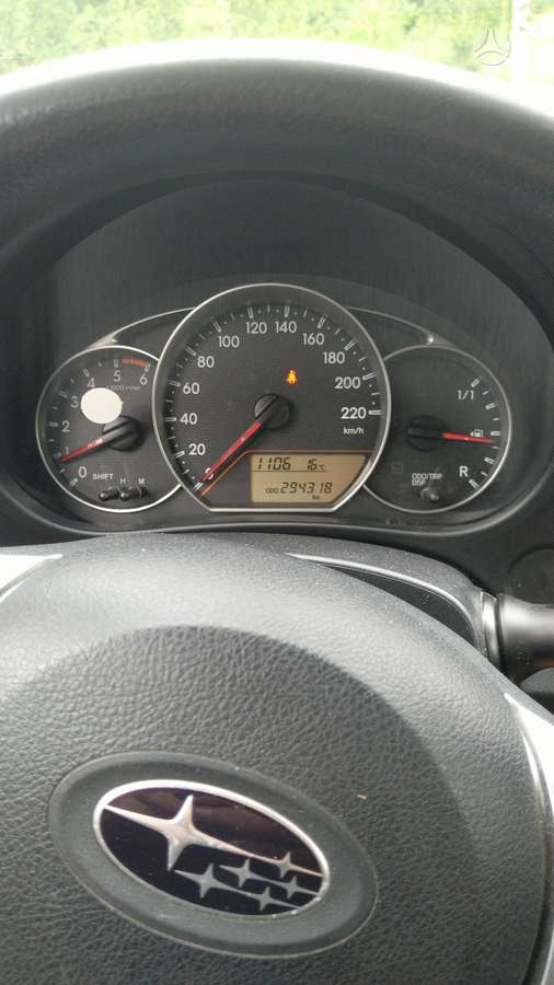 Subaru Trezia, 1.4 l., Хэтчбек