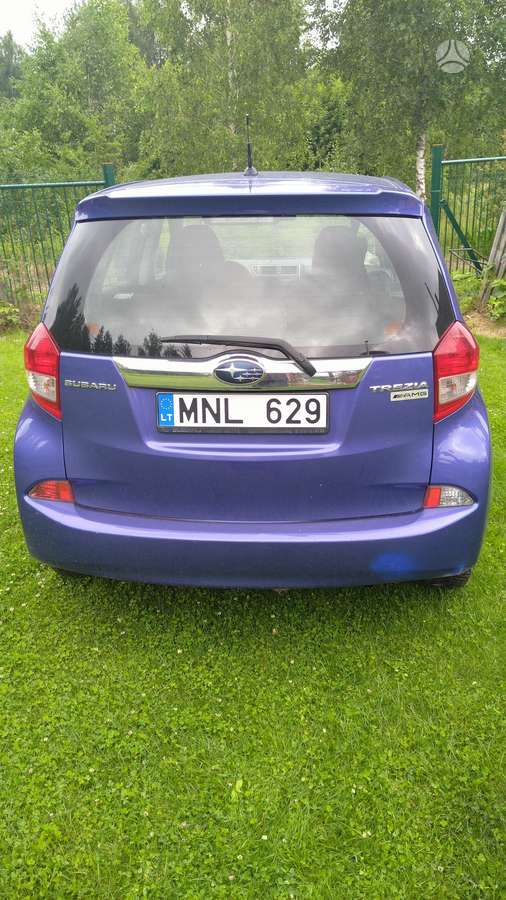 Subaru Trezia - 3