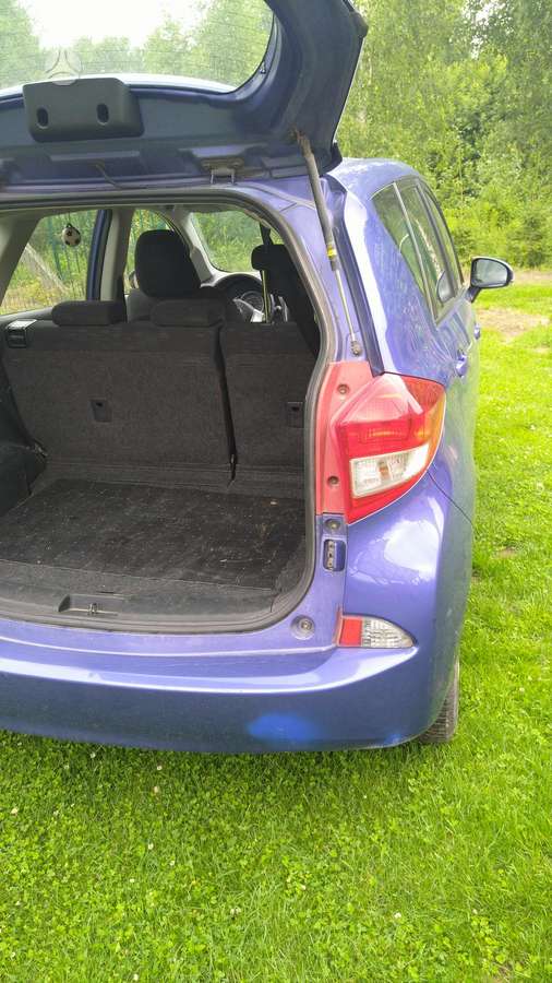 Subaru Trezia - 10