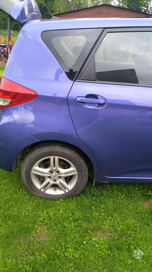 Subaru Trezia, 1.4 l., hatchback