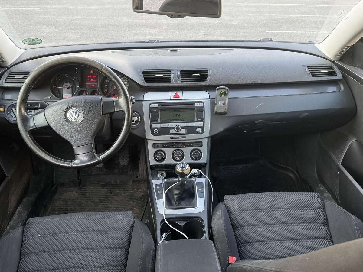 Volkswagen Passat, 2.0 l., Универсал