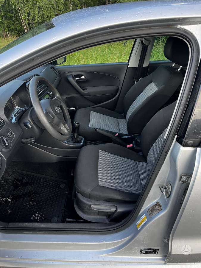 Volkswagen Polo - 5