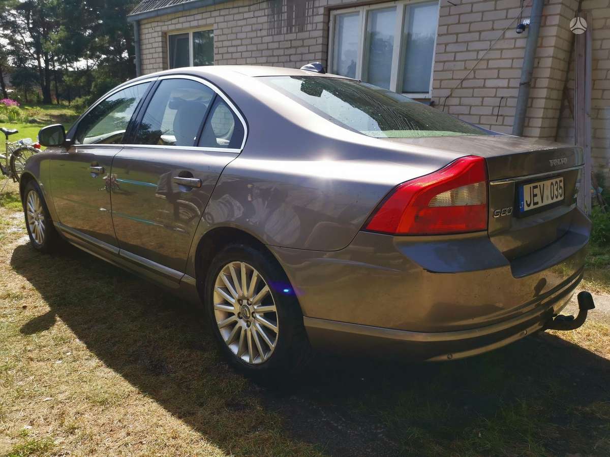 Volvo S80 - 10