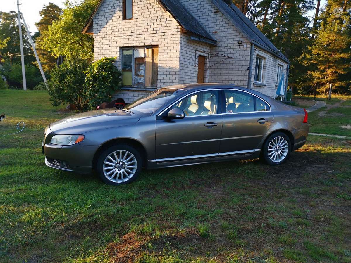 Volvo S80 - 2