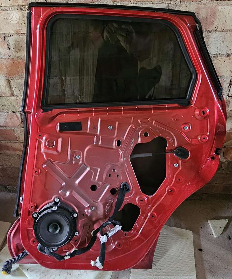 Renault Captur doors, windows