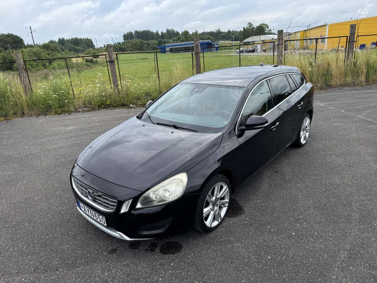 Volvo V60, 2.0 l., universalas