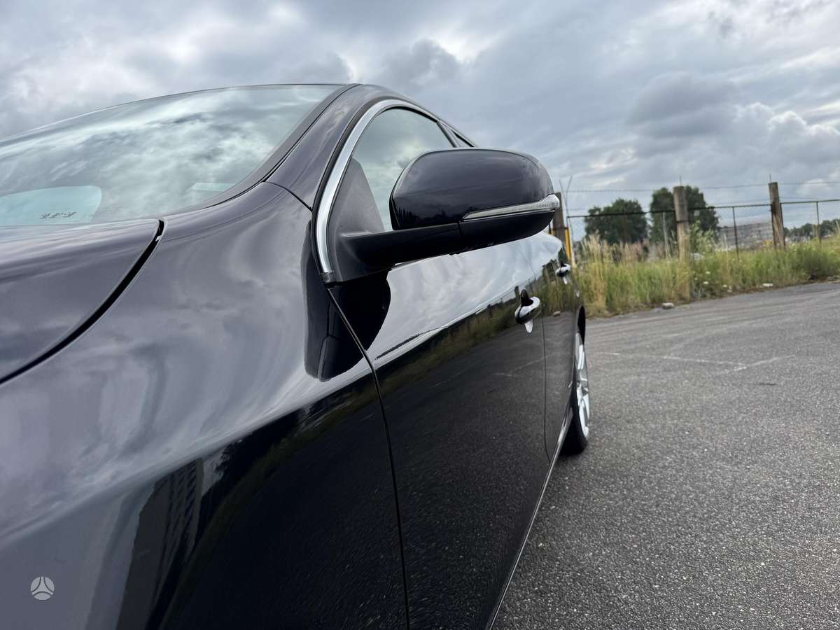 Volvo V60, 2.0 l., universalas