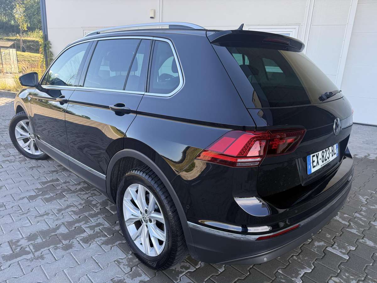 Volkswagen Tiguan - 5