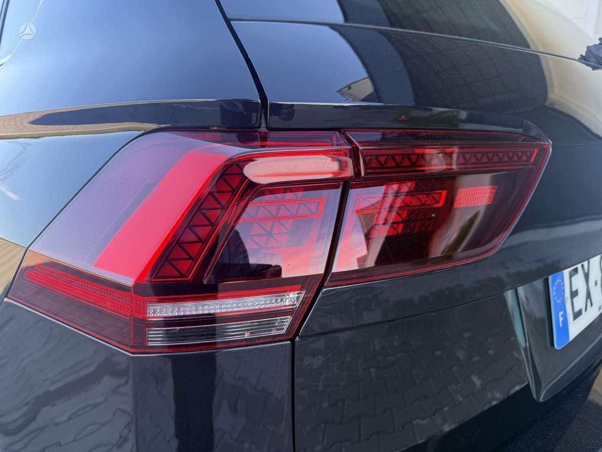 Volkswagen Tiguan - 7