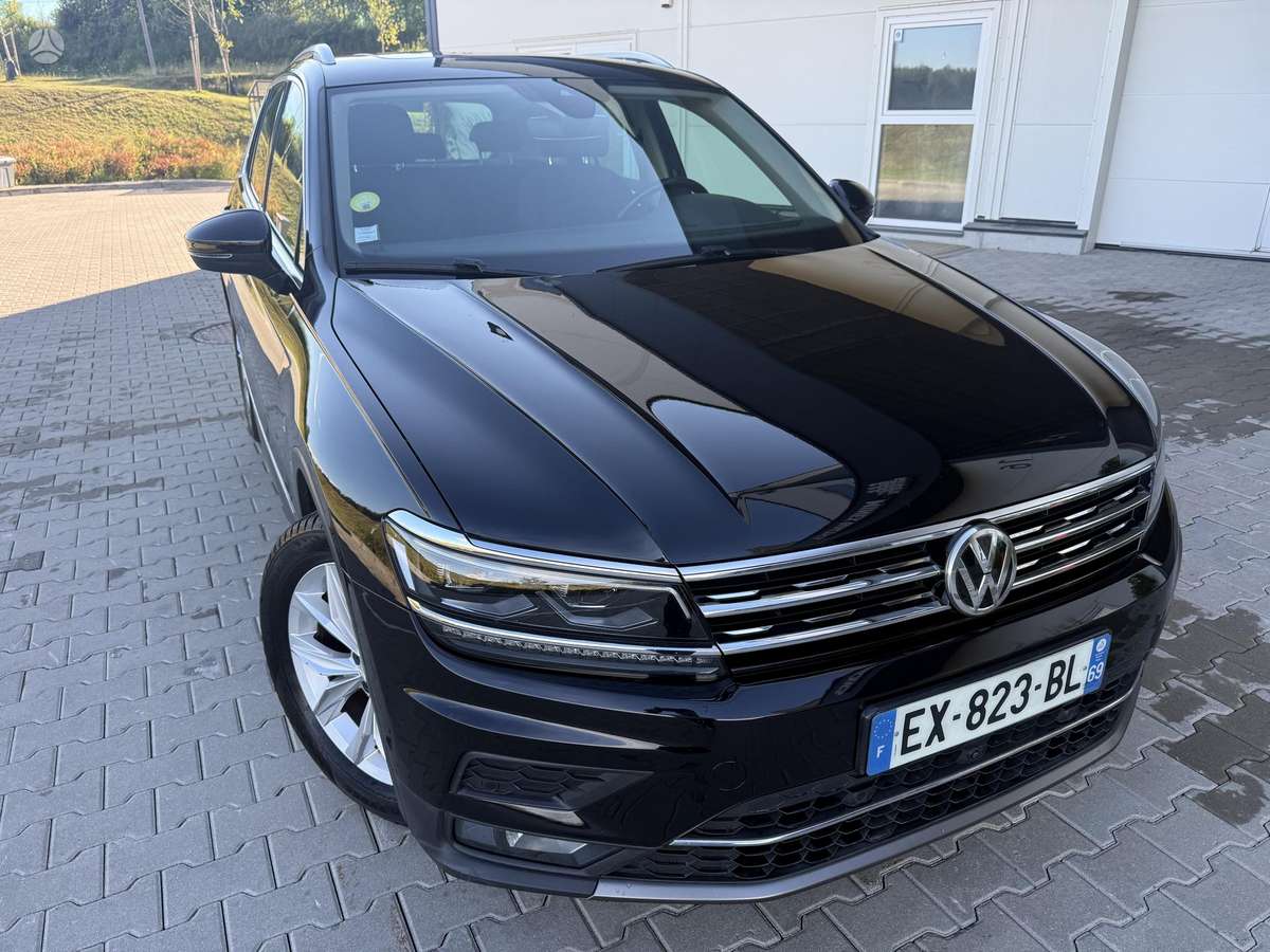 Volkswagen Tiguan - 10