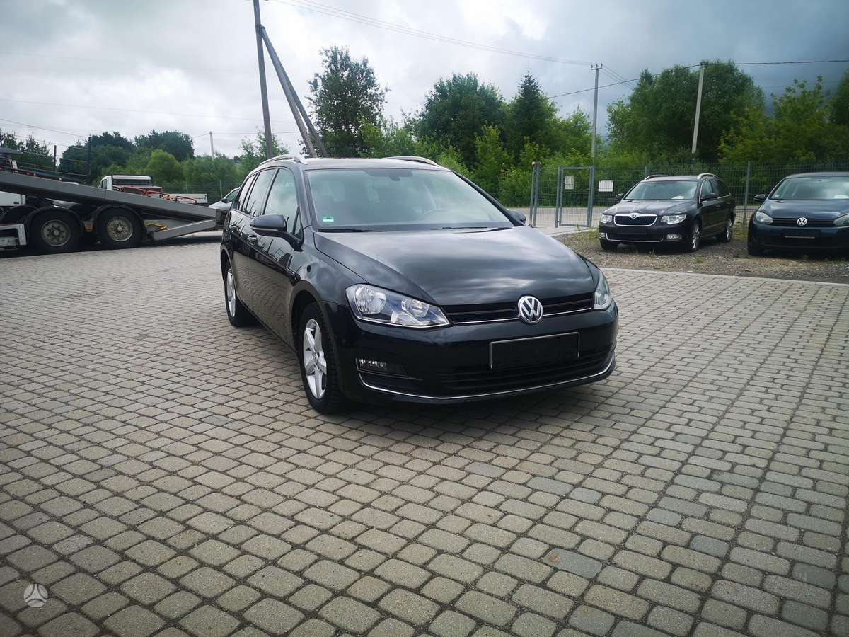 Volkswagen Golf - 4