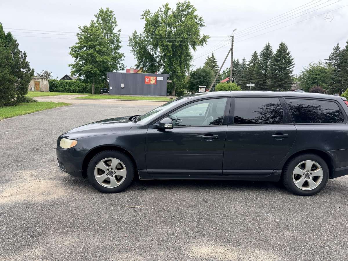 Volvo V70, 2.0 l., Универсал