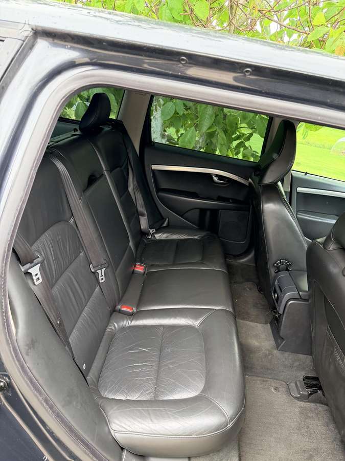 Volvo V70, 2.0 l., Универсал