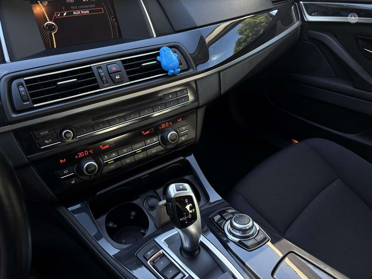 BMW 518, 2.0 l., Седан
