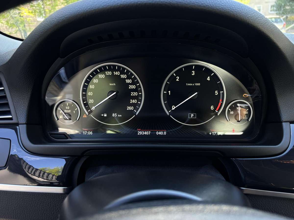 BMW 518, 2.0 l., Седан