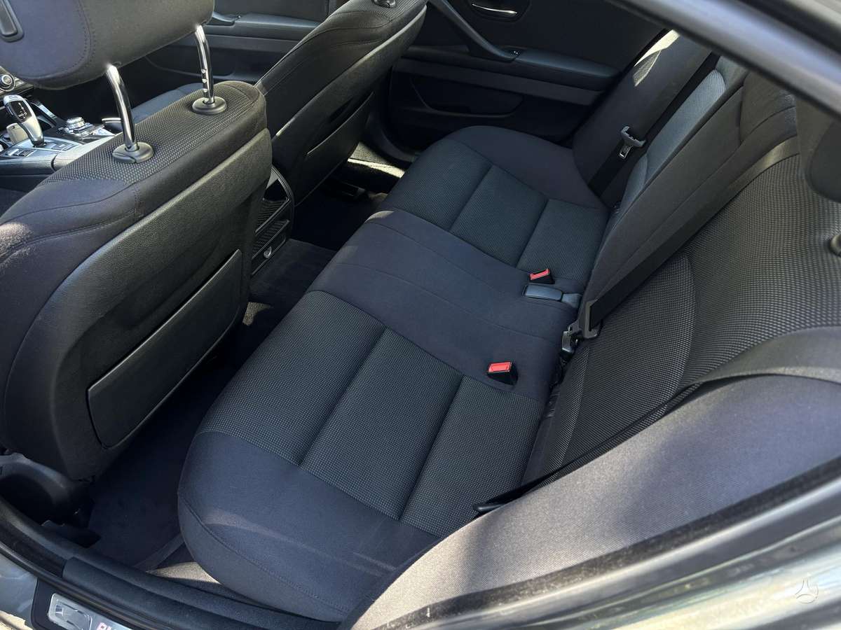 BMW 518, 2.0 l., Седан