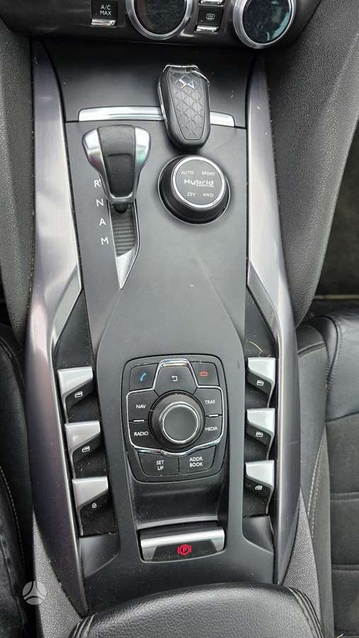 Citroen DS5, 2.0 l., hatchback