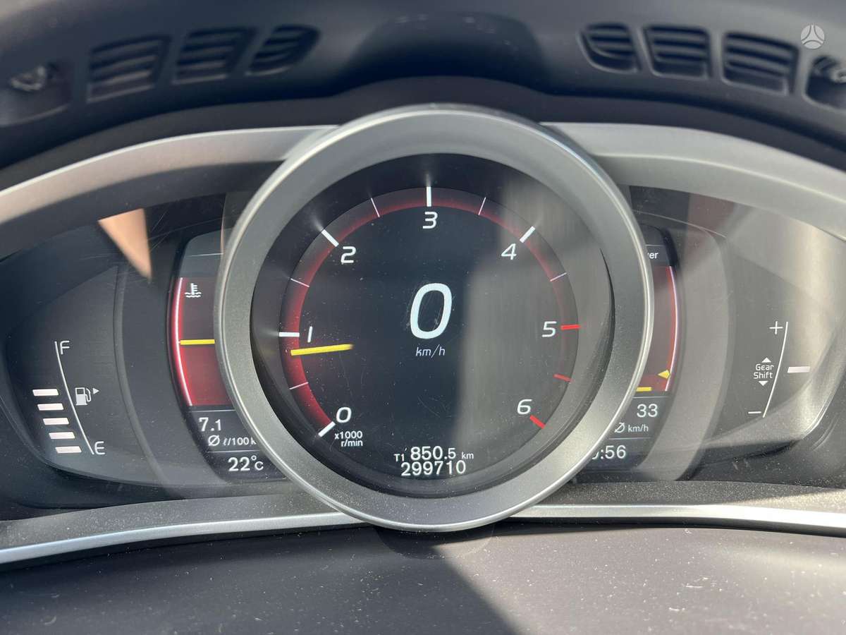Volvo V40 - 12