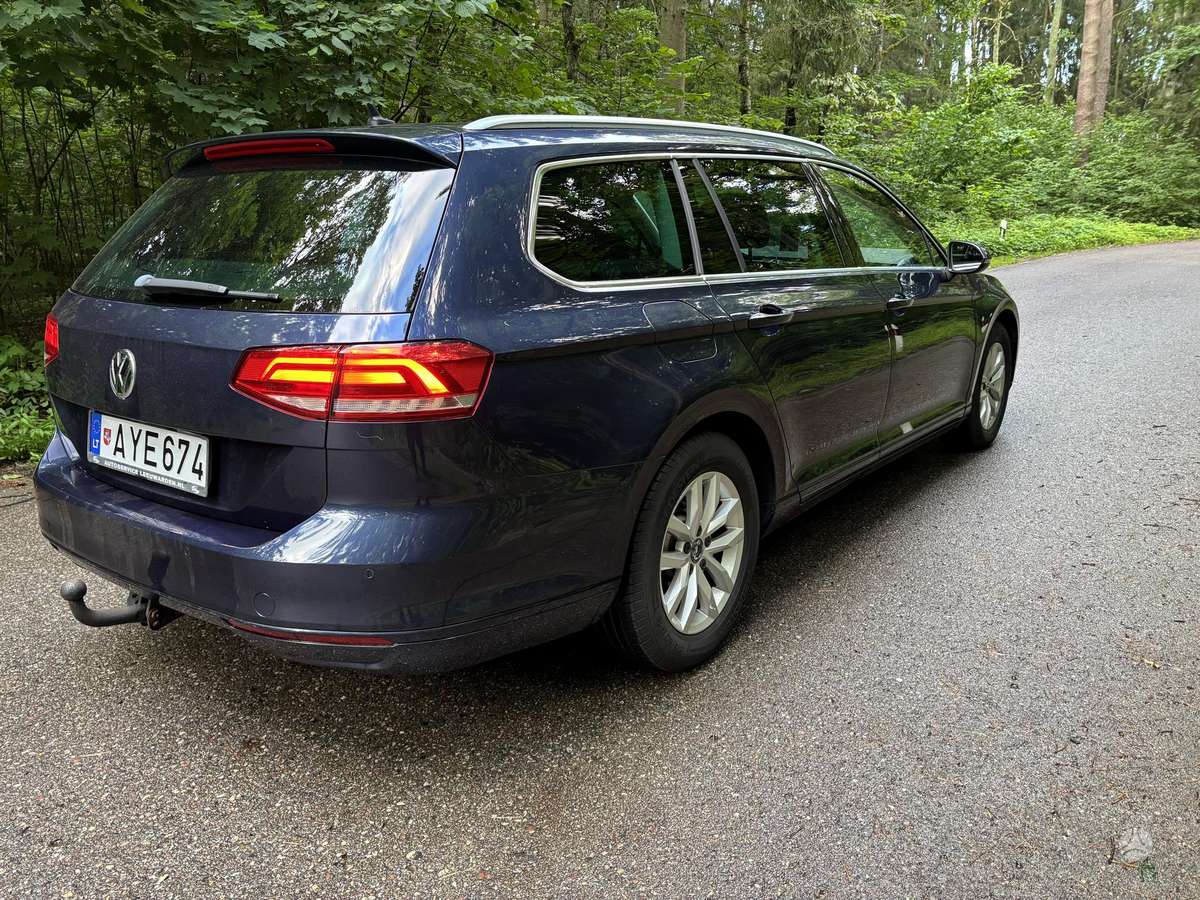 Volkswagen Passat - 5