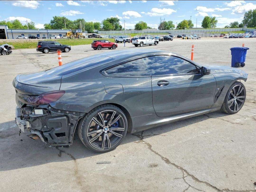 BMW M850, 4.4 l., coupe