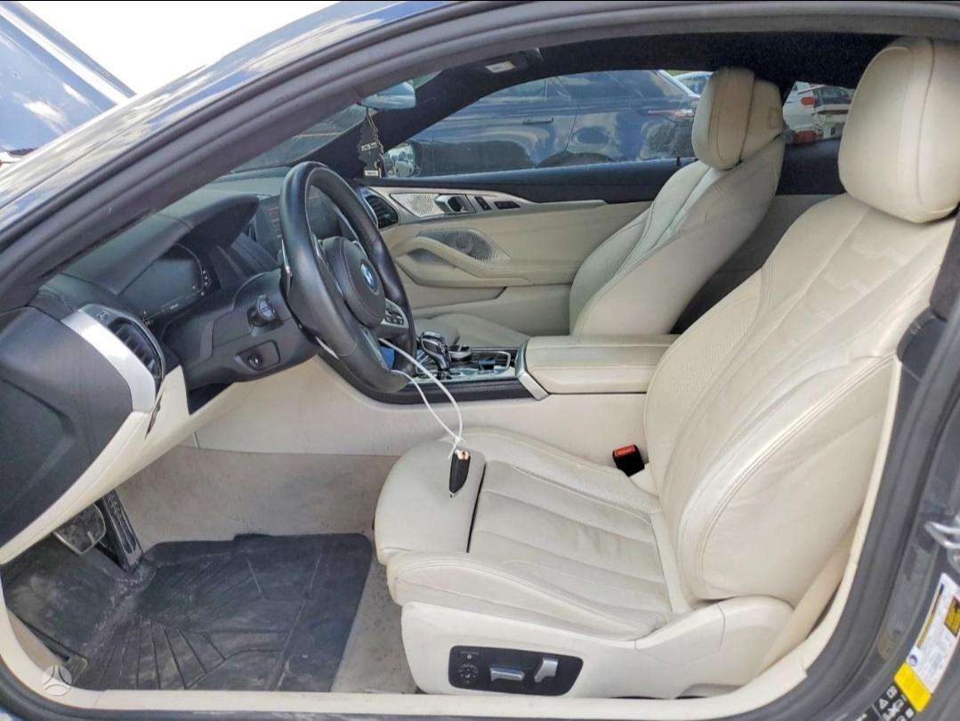 BMW M850, 4.4 l., coupe