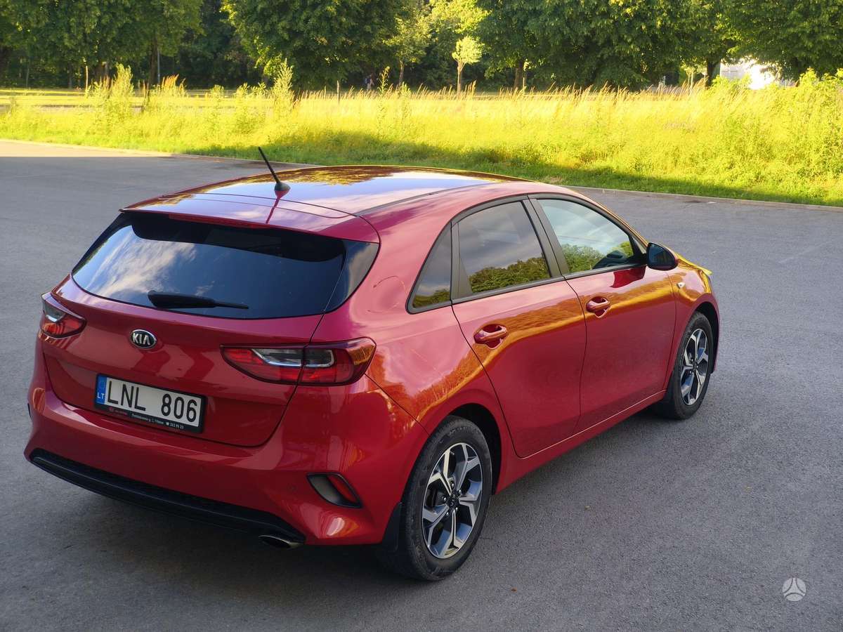 Kia Ceed, 1.6 l., Хэтчбек