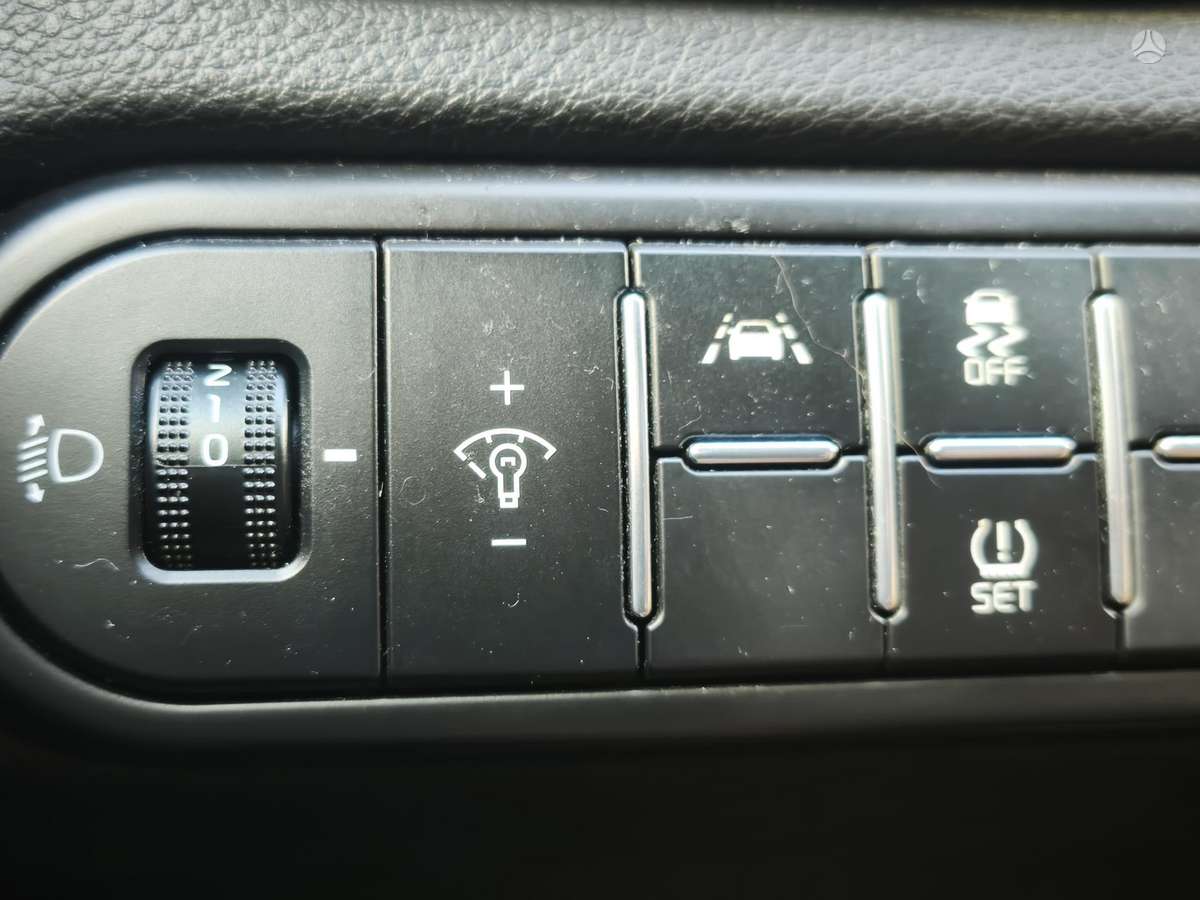 Kia Ceed, 1.6 l., Хэтчбек