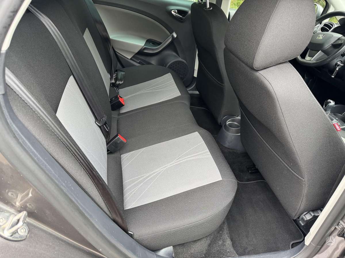 SEAT Ibiza - 8